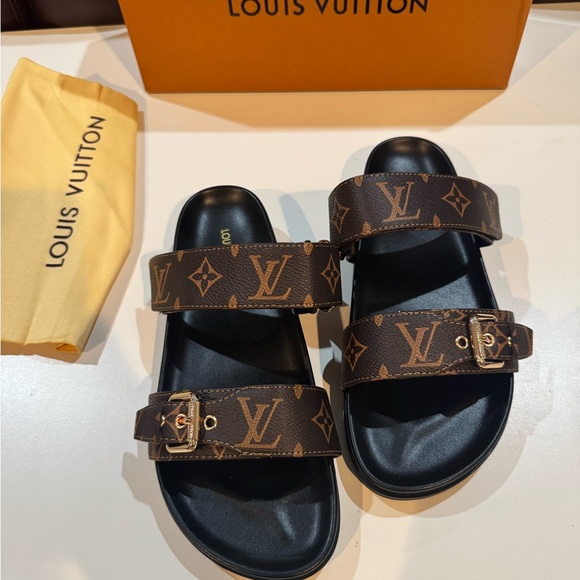 Like New LV Louis Vuitton Monogram Brown Sandals women’s 39 sz 9 - Picture 1 of 5
